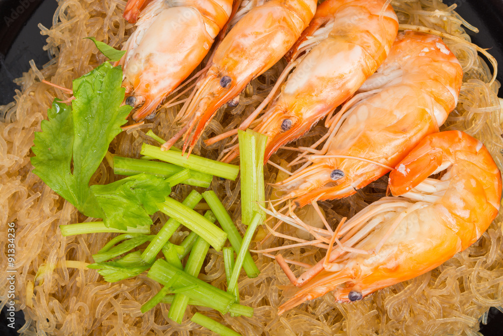 baked vermicelli with shrimp in wood dish baked vermicelli with shrimp in wood dish