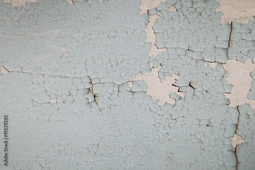 Old wall with cracked paint © Aleksey Sagitov