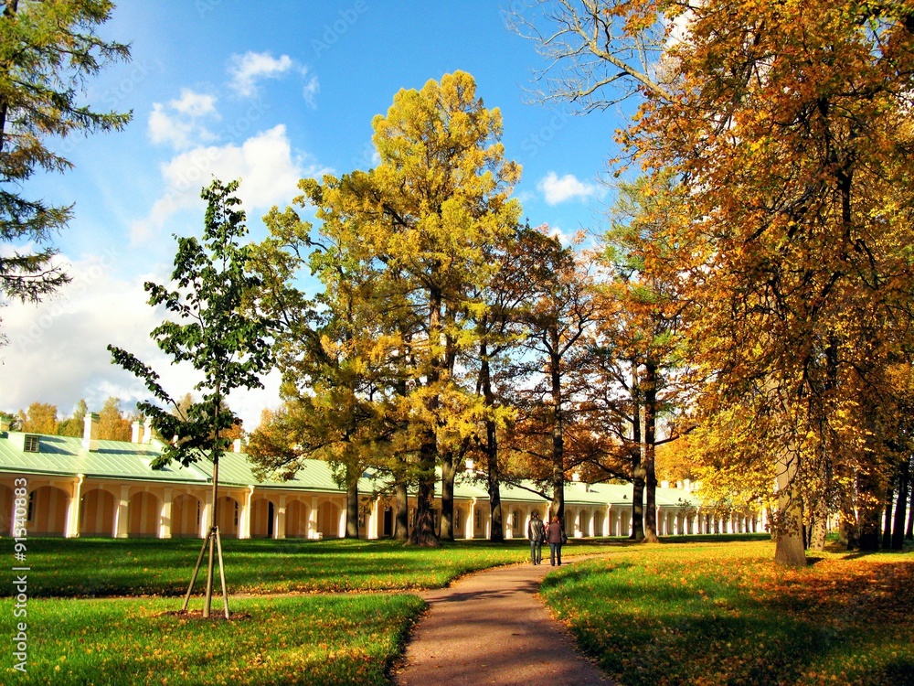 Oranienbaum Park in autumn