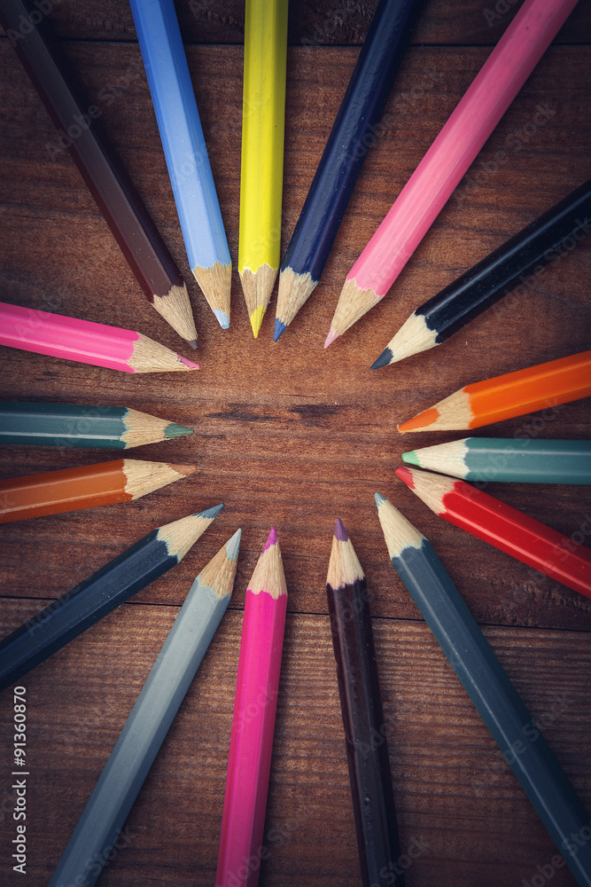 Naklejka premium multicolored pencils