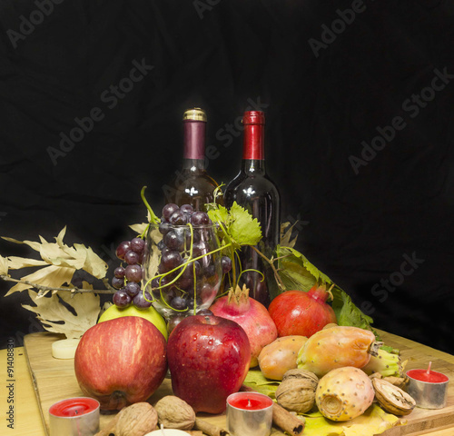 Fototapeta Naklejka Na Ścianę i Meble -  wine grapes fruits