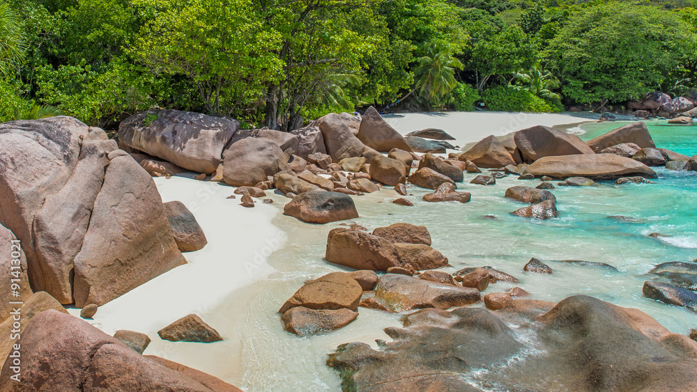 Fototapeta premium Anse Lazio - Paradise beach in Seychelles, island Praslin