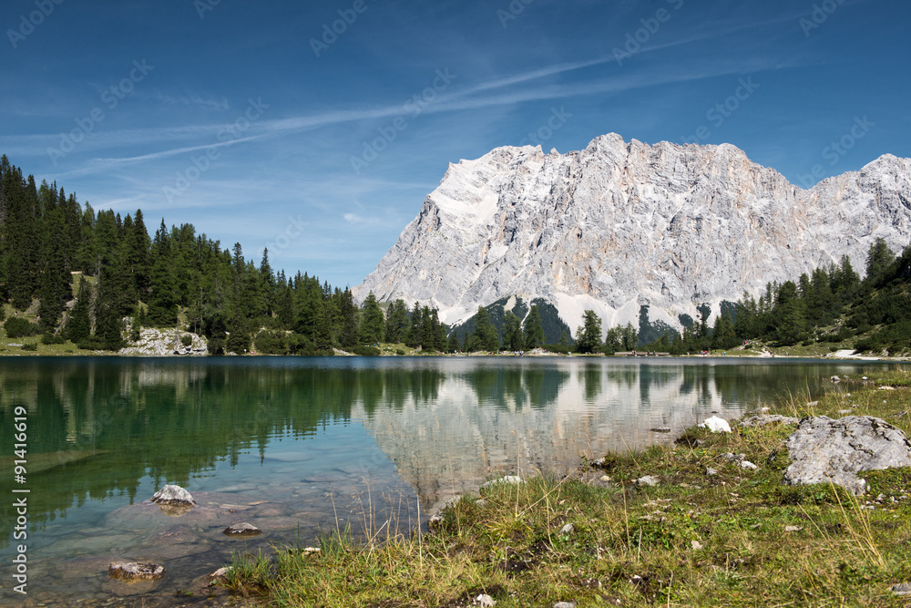 alpine lake seebensee with wetterstein mountain at fall