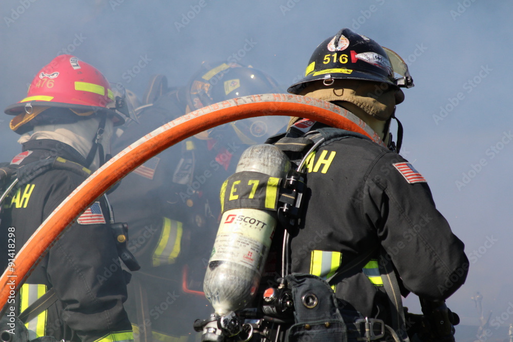 Obraz premium firefighters