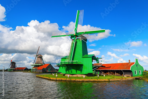 historische Windmühle in Zaanse Schans, Niederlande