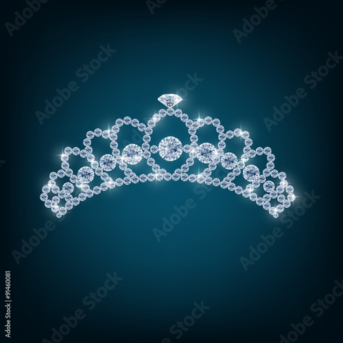 Crown with concepts from diamonds