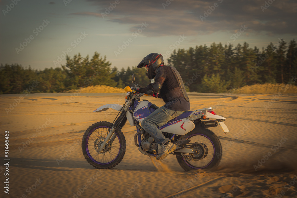 Fototapeta premium Wyścigi motocyklowe Enduro.