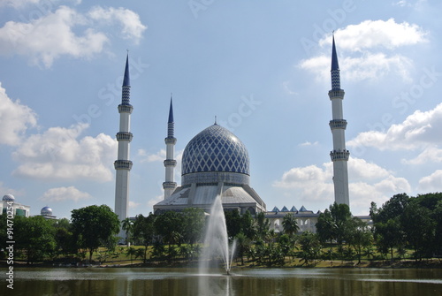 Foto Sultan Salahuddin Abdul Aziz Shah Mosque a.k.a Shah Alam Mosque