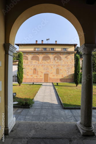 Painted house at Vaglio photo