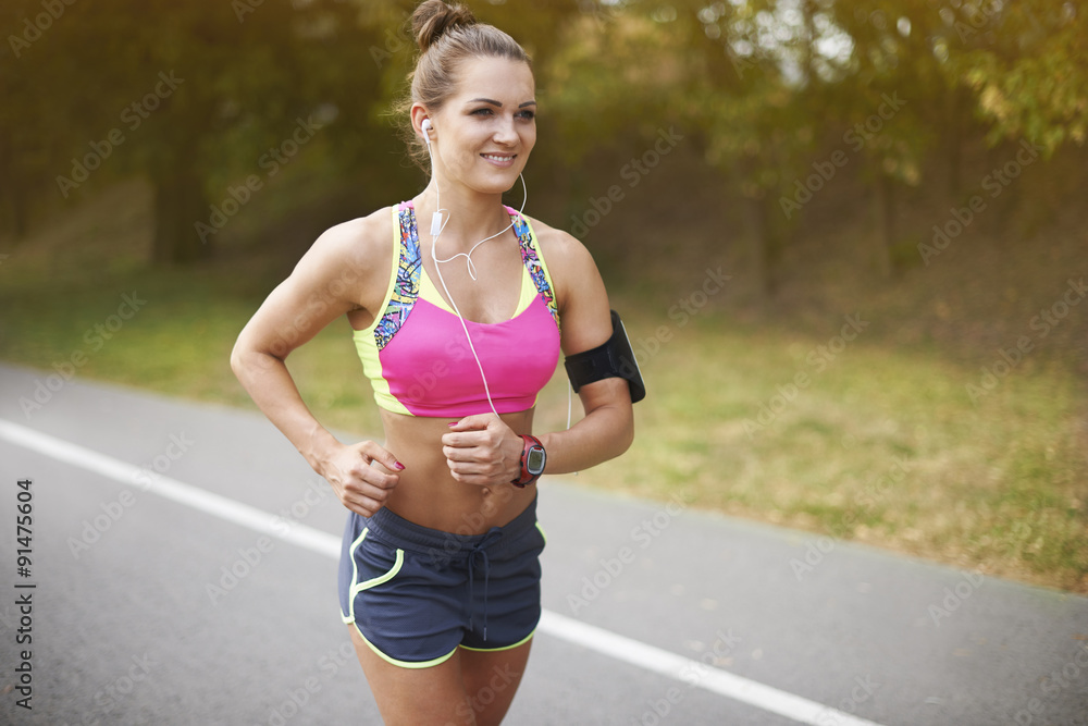 Nothing can stop me while I go jogging Nothing can stop me while I go jogging