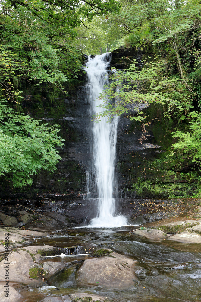 Obraz premium Waterfall on the River Caerfanell in the Brecon Beacons