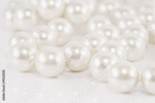 White pearls photo