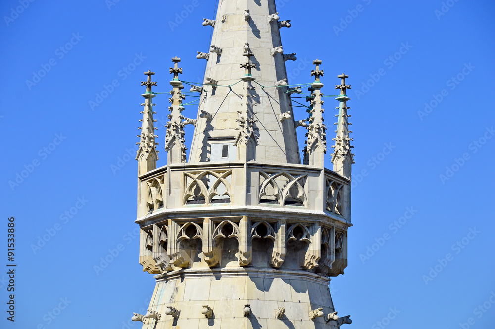 Heidenturm mit Minarett am Wiener Stephansdom Photos | Adobe Stock