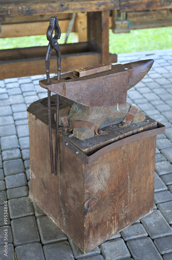 Old anvil in Peasant Museum