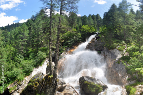 Tosender Wasserfall im Zillertal / Tirol © Henry Czauderna