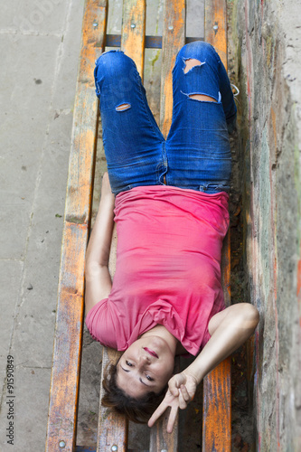  Lying girl