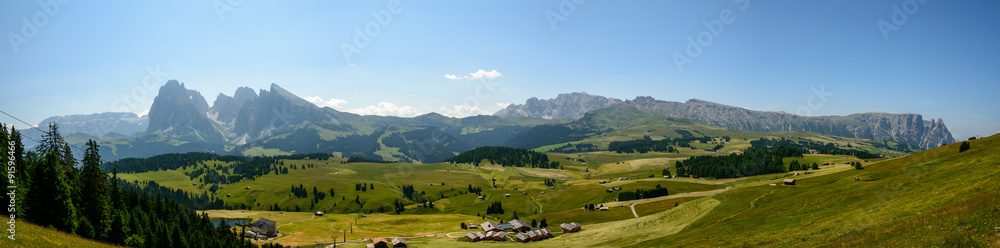 Dolomiti. Sassolungo, Sassopiatto, Alpe di Siusi