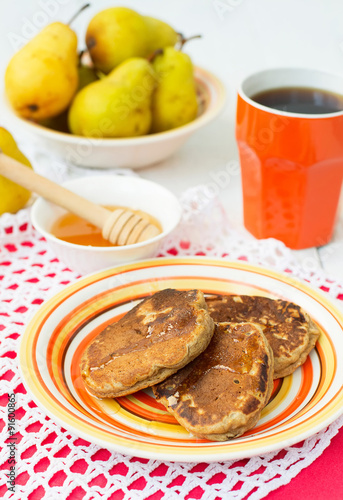 Pancake with pears, from whole wheat and rye flour.
