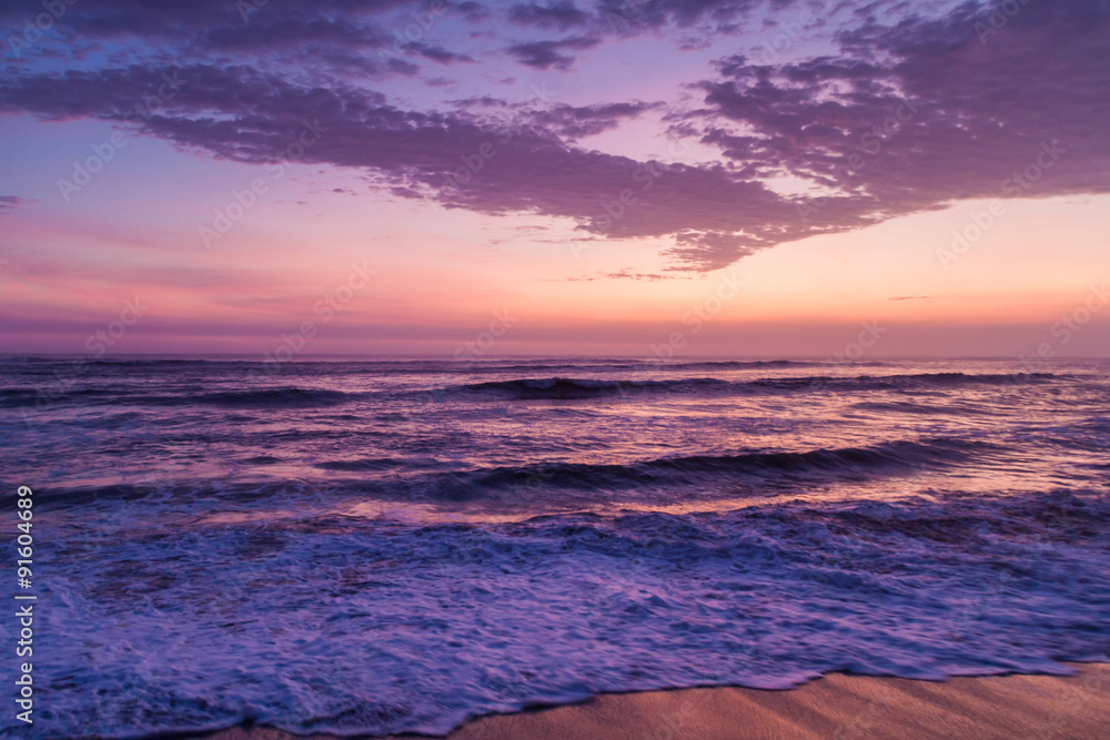 Obraz premium Sunset at the beach in Huanchaco