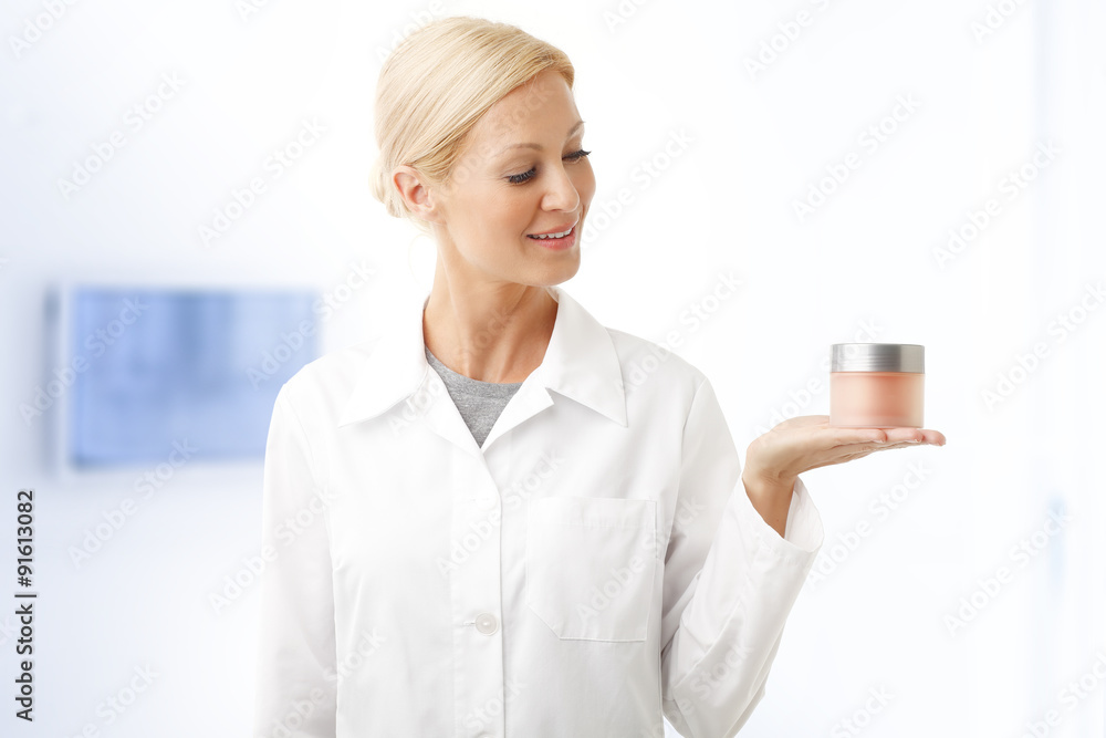 Beauty therapist Beauty therapist