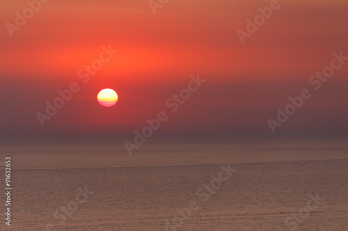 Fototapeta Naklejka Na Ścianę i Meble -  Golden sunset at the sea, summer romance. South resort.