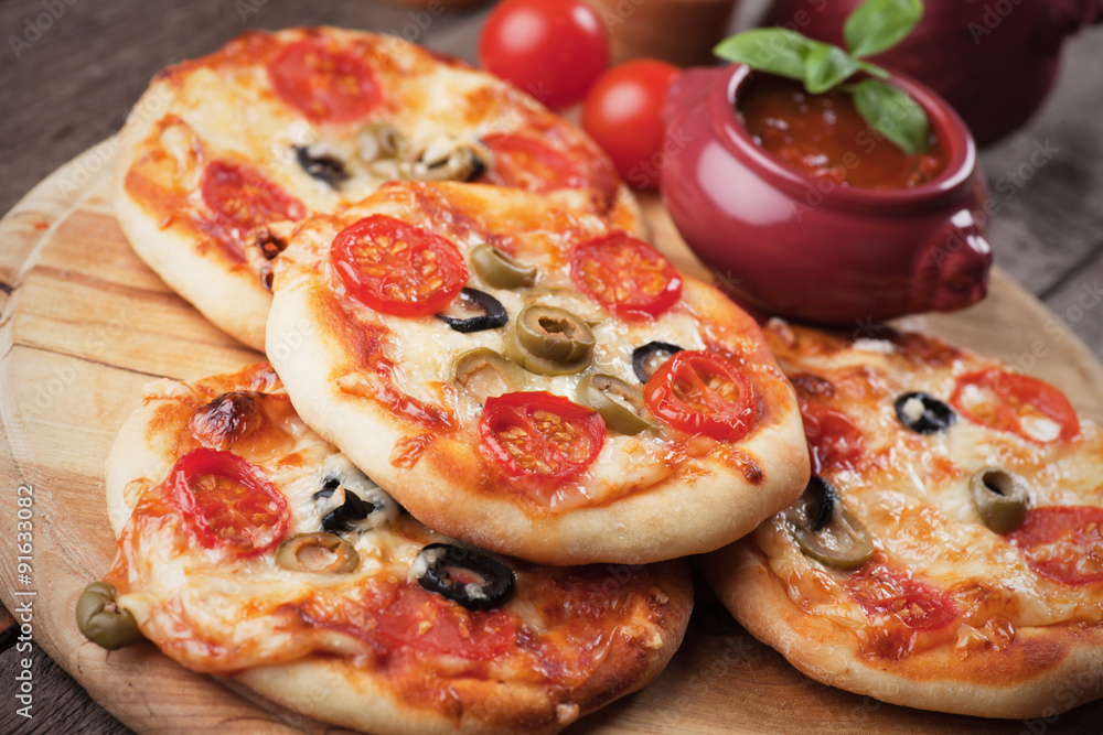 Mini pizzas Mini pizzas