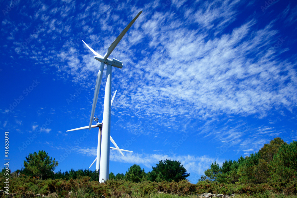 Wind turbines in a wind farm Wind turbines in a wind farm