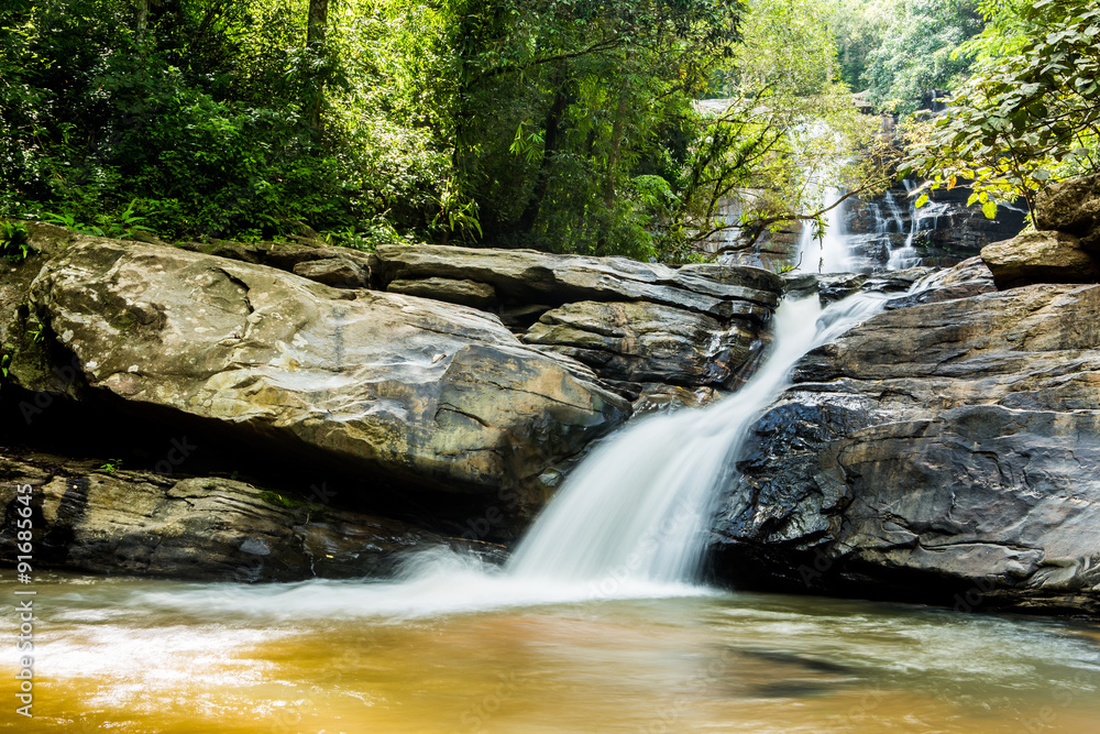 Fototapeta premium Tadmok waterfall chiangmai Thailand