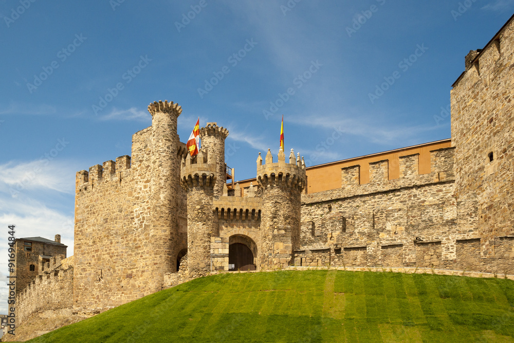 Obraz premium Templar castle of Ponferrada, Spain