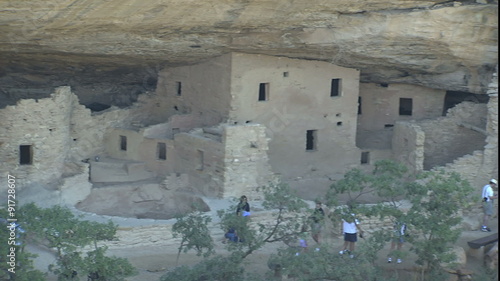 cliff dwelling ruins