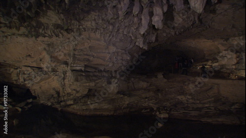 Pan Carter Cave river to VWS of people