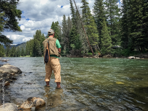 Tablou canvas Fly fishing the Gallatin River