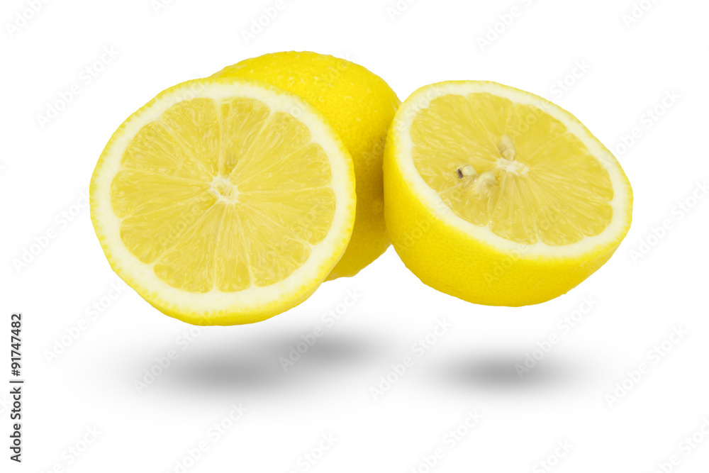 Whole lemon and two half slices.