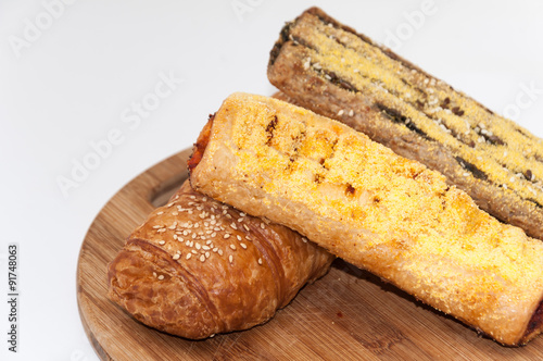 Pastry with spinach and corn flour