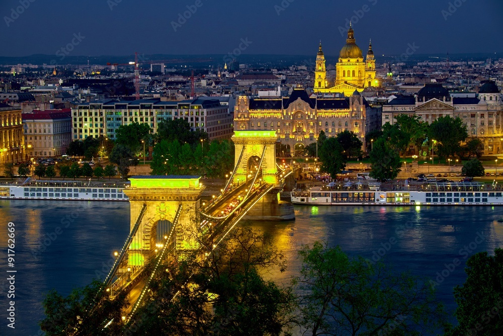 Obraz premium Budapest at Night