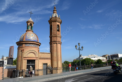 Chapelle de la Vierge Carmen à séville photo