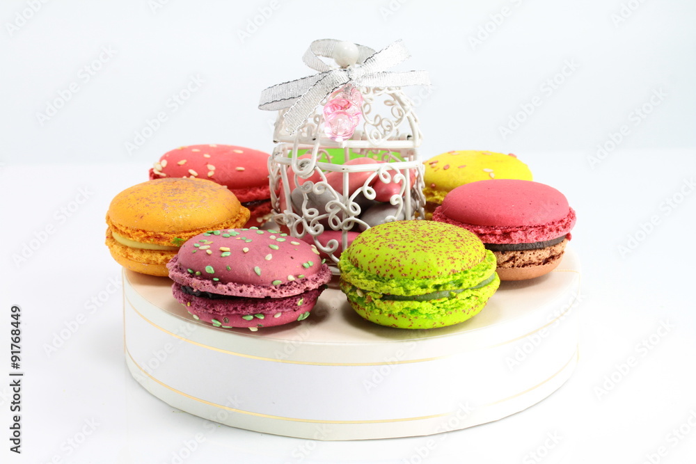 Fototapeta premium saveurs de macarons et sa cage