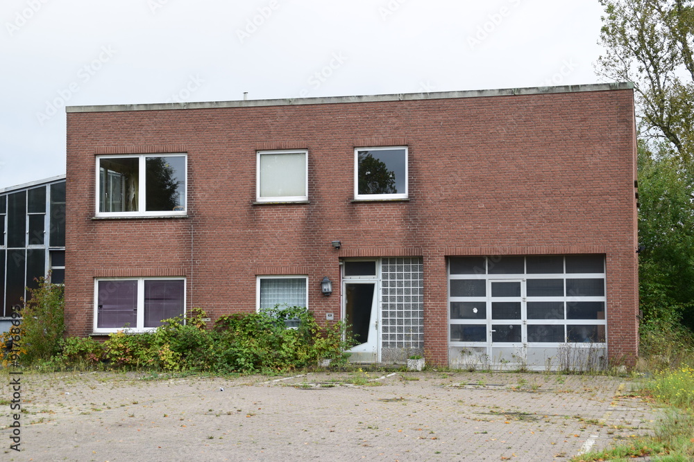 Verfallene Gewerbeimmobilie