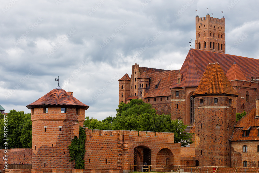 Fototapeta premium walls of Malbork castle