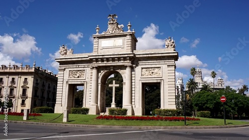 Wallpaper Mural Timelapse of Porta de la Mar Square in Valencia, Spain. In 1946, the arch was built in memory of those killed in the Civil War. Torontodigital.ca