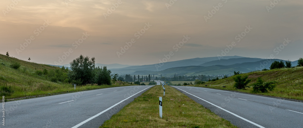 Obraz premium Empty road. Landscape.