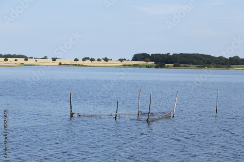 Stellnetze im See © Bernd Kröger