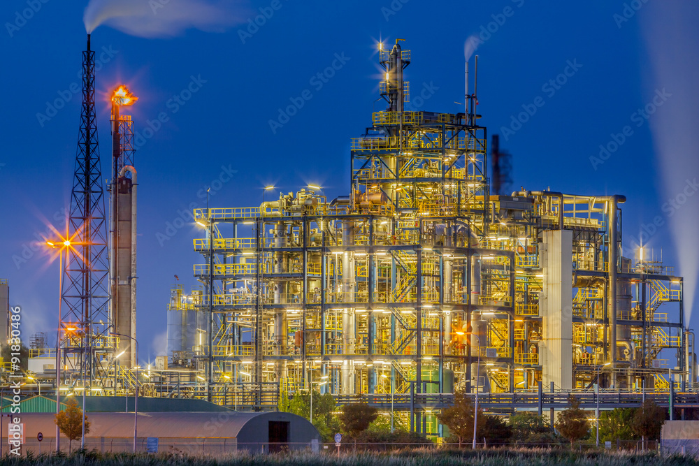 Fototapeta premium Industrial Chemical plant framework overview