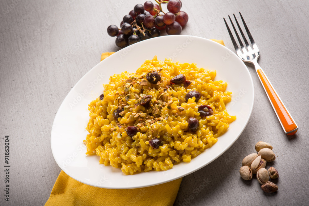 risotto with saffron grape and pistachio nut