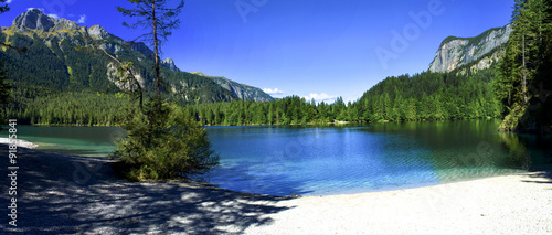 Schilderij op canvas Lago di Tovel nel parco Adamello Brenta