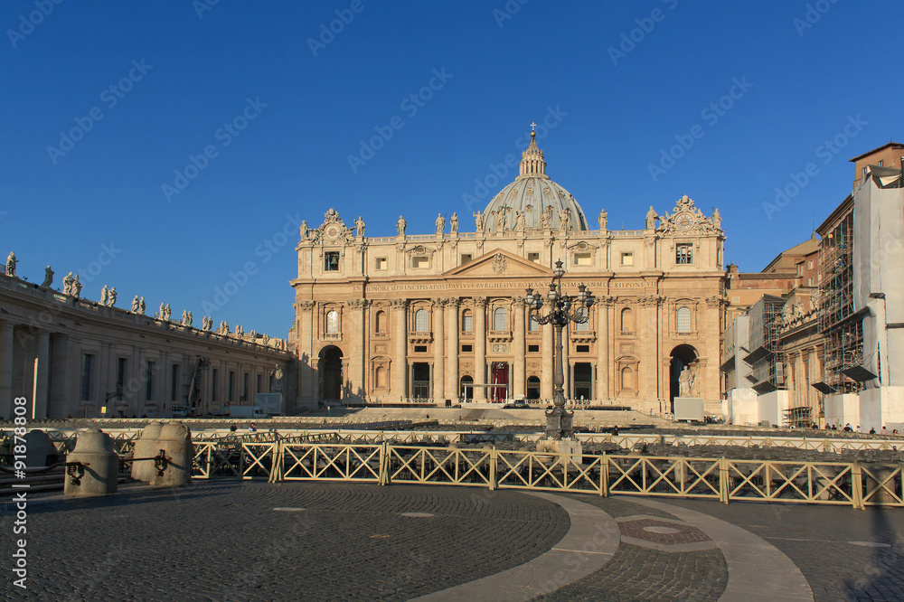 VATICAN CITY, VATICAN: The Basilica of St. Peter in Rome, the early morning of October 03, 2012