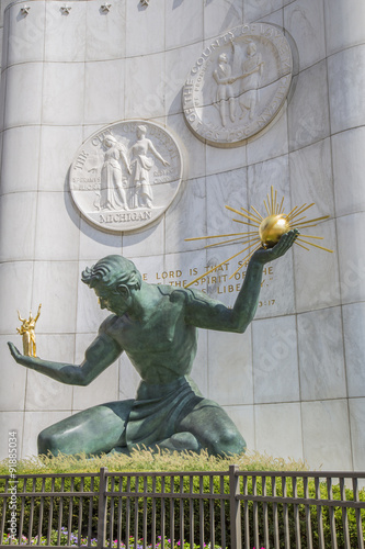 Spirit of Detroit 