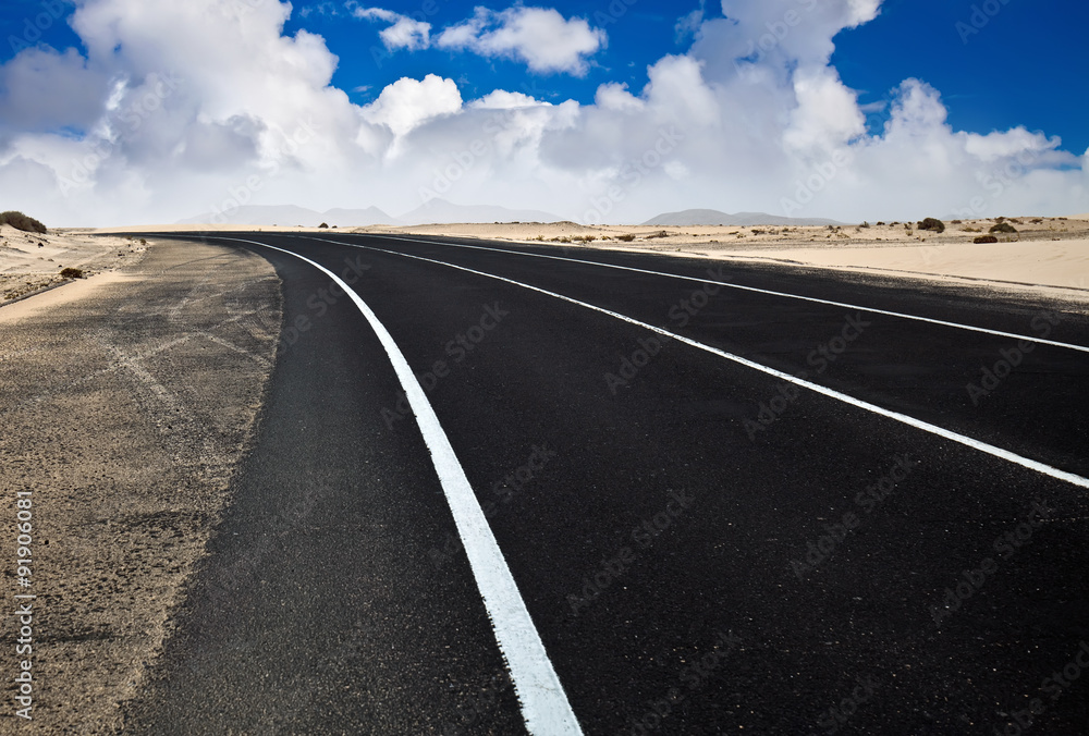 Fototapeta premium desert road