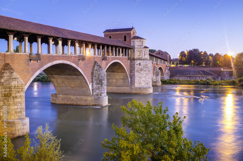 Pavia: the covered bridge. Color image