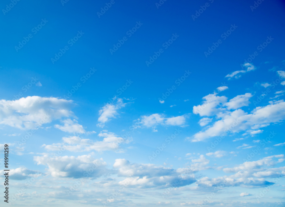 Obraz premium blue sky background with white clouds